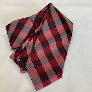 2/$15 - Banana Republic Red and Maroon Diagonal Checkered Tie, EUC